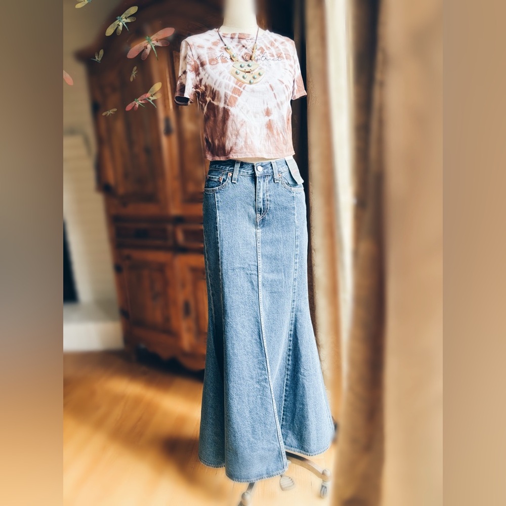 Levi’s Denim maxi skirt